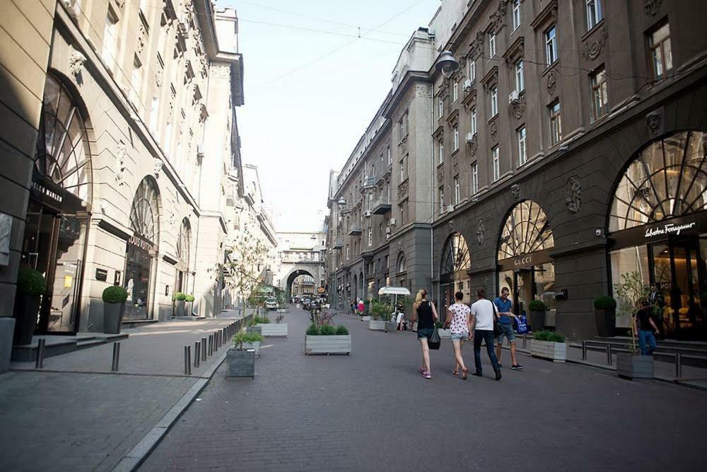 Independence Square - Khreschatyk. View On Independence Sq. Fountains Kyiv Exterior photo